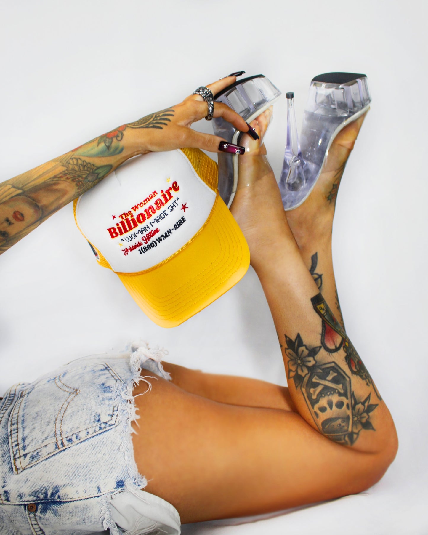 Gold Hotline Trucker
